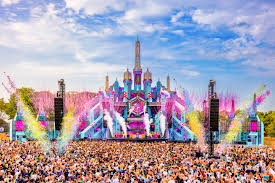 Decibel Outdoor Zondag